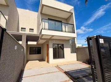 Casa · 131m² · 3 Quartos · 2 Vagas · Sobrado com 3 dormitórios à venda, 131 m² por R$ 976.000 - Barra do Saí - Itapoá/SC