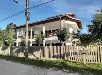 Casa · 121m² · 5 Quartos · 5 Vagas · Sobrado com 5 dormitórios à venda, 121 m² por R$ 2.120.000,00 - Itapoá - Itapoá/SC