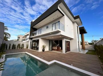 Casa · 234m² · 4 Quartos · 4 Vagas · Casa com 4 dormitórios à venda, 234 m² por R$ 2.799.000,00 - Volta Ao Mundo II - Itapoá/SC