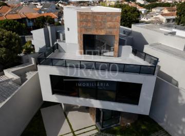 Casa de 3 quartos, Curitiba · Residencial Montparnasse - Três elegantes unidades de alto padrão