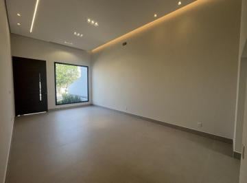 Casa · 150m² · 3 Quartos · 4 Vagas · Casa Térrea pronta no Condomínio Terras de Genova com 3 dorms, área gourmet e até 4 vagas de garagem