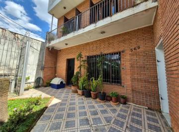 Imagem Principal · Sobrado Amplo à venda com 4 Quartos (2 Suítes) – Ideal para Uso Residencial ou Comercial