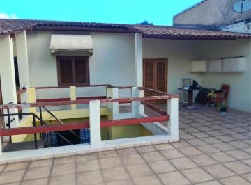 Imagem Principal · Casa mobiliada com 2 suítes amplas, terraço e excelente localização na Rua Verava