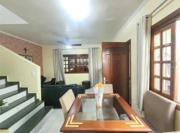 Imagem Principal · Casa à venda com 2 quartos, sendo 2 suítes, em Vila Tiradentes, São Paulo