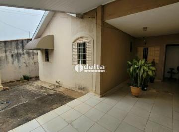 Photo 1 · Casa com 3 quartos disponível para venda no bairro Luizote de Freitas em Uberlân