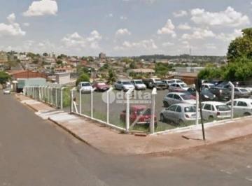NULL · Área disponível para venda no bairro Jardim Brasília em Uberlândia-MG