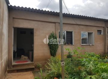 NULL · Casa residencial disponível para venda no bairro Buritis em Uberlândia-MG