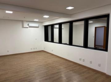 Photo 1 · Sala comercial de 60m², vaga de garagem, banheiro, no bairro Petrópolis