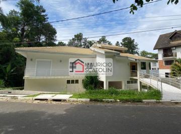 202610071623181990.jpg · Casa Térrea com 3 suítes no Condomínio Arujazinho III em Arujá.