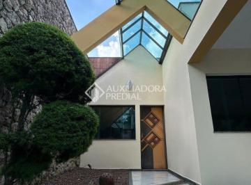 Casa · 200m² · 3 Quartos · 3 Vagas · Casa Térrea à Venda - Jardim Avelino