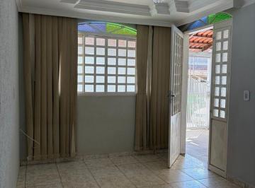 Casa de 2 quartos, Ceilândia · VENDO Casa QNP 10 com de 135 m² com 2 quartos sendo 1 suite, desocupada à venda em Ceilândia Sul
