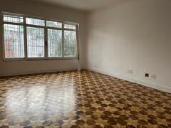 Comercial · 210m² · Casa comercial na Rua Cuxiponês, 470 • 210 m²
