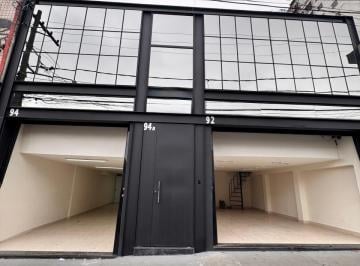 Comercial · 250m² · Loja na Rua Guarau, 94 - Inteiro • 250 m²