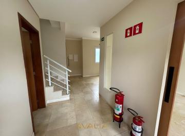Casa · 155m² · 4 Quartos · 1 Vaga · Sobrado para alugar em Centro de 155.00m² com 4 Quartos, 2 Suites e 1 Garagem