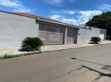 Casa · 320m² · 4 Quartos · Casa à venda em Londrina, Jardim São Tomás, com 4 quartos, com 320 m²