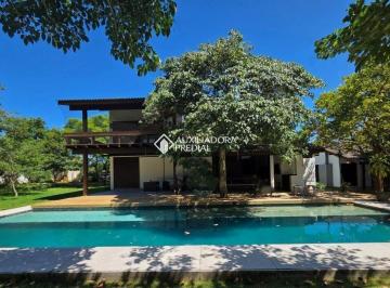 10 · Locação Anual | Duas Casas Totalmente Mobiliadas | Piscina | 3 Dormitórios | 1 Suíte | 12 Vagas | Am