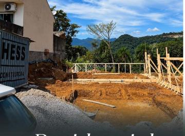 Casa · 63m² · 2 Quartos · 1 Vaga · Casa Geminada 2 DORM - Alto Aririu