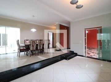 Casa · 330m² · 4 Quartos · 2 Vagas · Casa para Aluguel - Jardim das Palmeiras, 4 Quartos,  330 m2 - Uberlândia