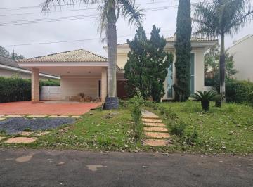 Casa · 1023m² · 3 Quartos · 6 Vagas · CASA TERREA CONDOMINIO 3 QUARTOS SENDO 3 SUÍTES | VALE DO LAGO
