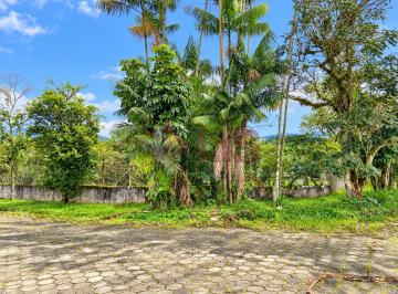 Casa · 1106m² · Área de 1.106,25 m² com Casa Próxima à Praia do Capricórnio