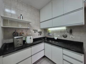 Casa · 118m² · 2 Quartos · 2 Vagas · CASA TERREA COM 2 QUARTOS SENDO 1 SUITE - Vila Barcelona