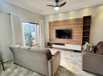 Casa · 250m² · 3 Quartos · 3 Vagas · SOBRADO EM CONDOMINIO COM 3 QUARTOS SENDO 1 SUITE NO RESIDENCIAL LAGO DA SERRA EM ARAÇOIABA DA SERRA