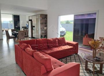 Casa · 238m² · 3 Quartos · 2 Vagas · CASA TERREA EM CONDOMINIO, 3 Dormitório(s) Bairro Barreirinho