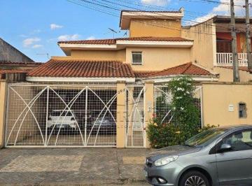 Casa · 300m² · 3 Quartos · 4 Vagas · SOBRADO COM 3 QUARTOS SENDO 1 SUITE - PRESTES DE BARROS