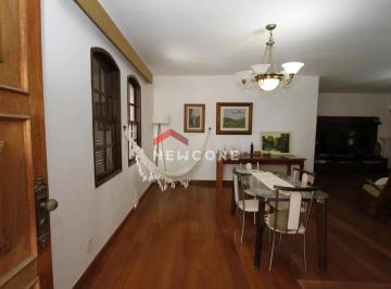 Casa · 400m² · 4 Quartos · 4 Vagas · Casa em Rua Copérnico Pinto Coelho - Santo Antônio - Belo Horizonte/MG