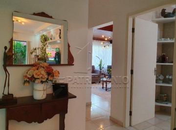 Casa · 214m² · 3 Quartos · 2 Vagas · CASA EM CONDOMINIO, 3 Dormitório(s) Bairro Barreirinho