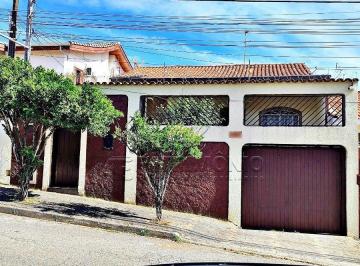 Casa · 343m² · 3 Quartos · 8 Vagas · CASA COM 3 QUARTOS E QUINTAL EM SOROCABA