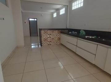 Casa · 202m² · 4 Quartos · 1 Vaga · EXCELENT OPORTUNIDADE - CASA COM 5 UNIDADES NO MESMO LOTE (PARQUE DAS ÁGUAS)