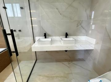 Casa · 230m² · 3 Quartos · 2 Vagas · Casa à venda em Ideal, Ipatinga: 3 suítes e 230m²