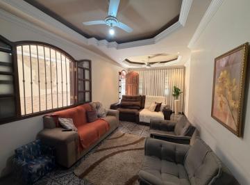 Casa · 250m² · 4 Quartos · 2 Vagas · Casa à venda em Ideal, Ipatinga: 4 quartos, 2 suítes