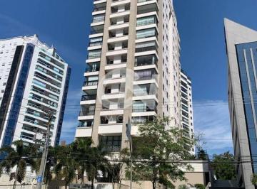 Apartamento · 163m² · 3 Quartos · 2 Vagas · Apartamento com 3 quartos no Centro