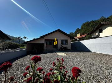 Casa · 100m² · 3 Quartos · 1 Vaga · Casa com 3 dormitórios à venda em Rodeio/SC