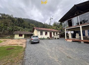 Rural · 80000m² · 7 Quartos · 2 Vagas · Sítio á venda em Rio dos Cedros/SC
