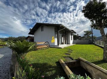 Casa · 157m² · 3 Quartos · 2 Vagas · Casa à venda no bairro Centro - Doutor Pedrinho/SC