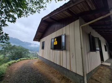 Casa · 1158m² · 3 Quartos · 1 Vaga · Casa de madeira em Benedito Novo-SC