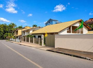 Casa · 430m² · 5 Quartos · 3 Vagas · Casa com 5 dormitórios, terreno amplo em área nobre