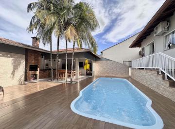Casa · 190m² · 3 Quartos · 2 Vagas · Casa com piscina à venda no Bairro Imigrantes em Timbó