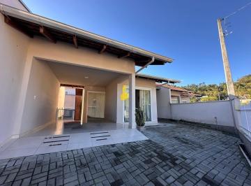 Casa · 74m² · 2 Quartos · 1 Vaga · Casa à Venda no Centro de Rodeio