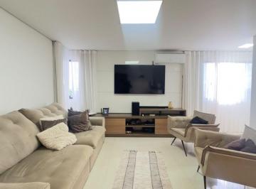 Apartamento de 3 quartos, Taguatinga · APARTAMENTO REFORMADO LINDO COM 69 Metros, 03 QUARTOS 01 SUÍTE, BANHEIRO SOCIAL E COZINHA PLANEJADA.