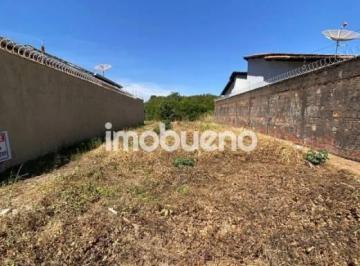 Foto 1 · Terreno plano de 250 m² no Centro de Formosa próximo ao Laguinho do Vovô