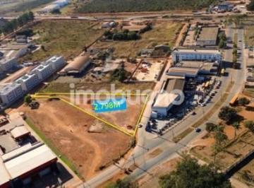 Foto 1 · Terreno Comercial de 2.798 m² para Locação no Setor Industrial