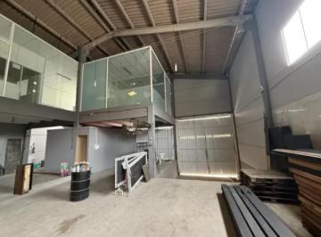 Comercial de 5 quartos, Guarulhos · Imóvel comercial com 1600 m² de área construída à venda em Vila Nova Bonsucesso