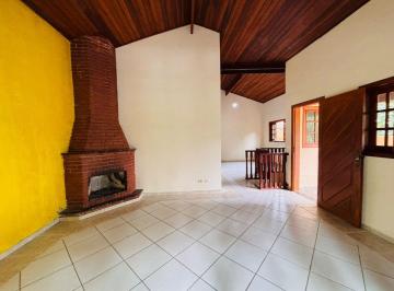 Casa de 3 quartos, Mogi das Cruzes · Sobrado disponível para locação