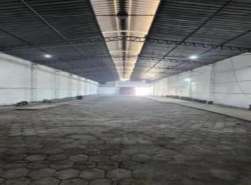 Comercial de 2 quartos, São Paulo · Comercial de 780 m² de área construída à venda no Jaguaré