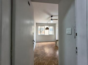 Apartamento · 30m² · 1 Quarto · 1 Vaga · KITNET FRENTE MAR NO EMBARÉ, com vista parcial do mar!