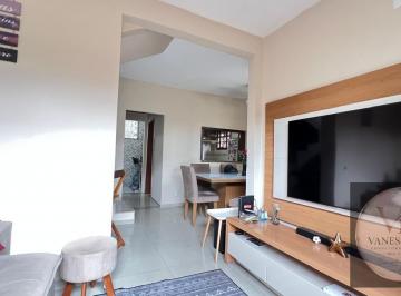 Casa · 170m² · 2 Quartos · 1 Vaga · CASA CHARMOSA TODA REFORMADA